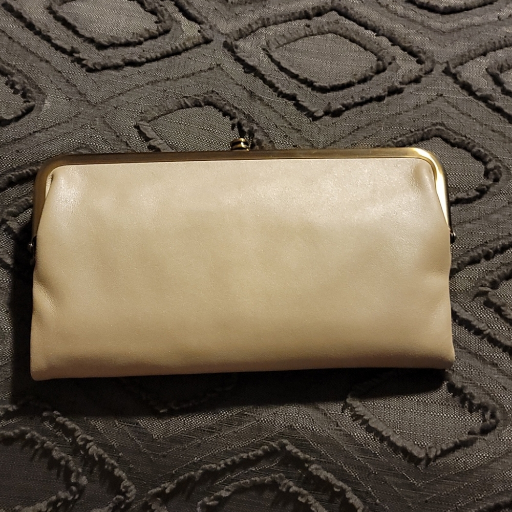 TODAY ONLY $69 👜Hobo Lauren Wallet